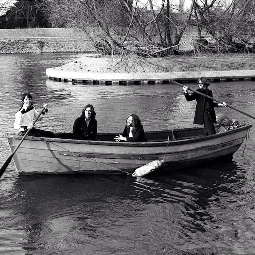 The Beatlesさんのインスタグラム写真 - (The BeatlesInstagram)「#1969 The band aboard the `Fritz Otto Maria Anna', across the River Thames ➿ #Beatles #TheBeatles #1960s ➿ Photo © Apple Corps Ltd.」8月1日 2時02分 - thebeatles