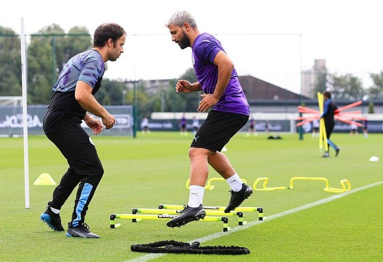 セルヒオ・アグエロさんのインスタグラム写真 - (セルヒオ・アグエロInstagram)「#manchestercity #mancity #manchester #training 🤟🏽」8月1日 3時07分 - kunaguero