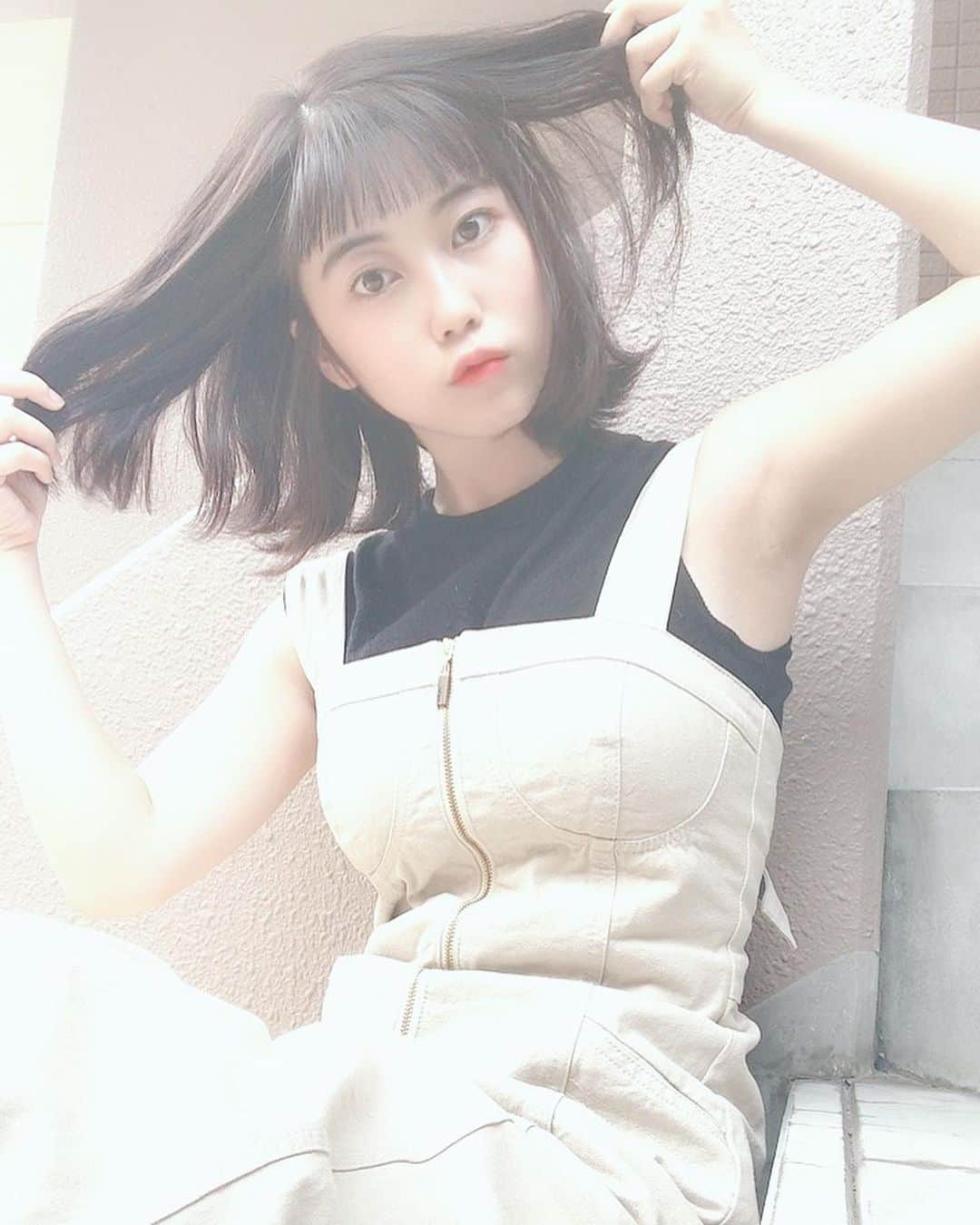 伊織いおさんのインスタグラム写真 - (伊織いおInstagram)「生まれて初めて髪染めた💇💓 分かりにくいけどカーキブラウンやですこーし明るくなった😌✌️ #伊織いお #拡散希望  #カーキブラウン #私服 #グラビア #グラビアアイドル #グラドル #グラドル自撮り部 #自撮り #髪染めた #髪 #サロンモデル #お洒落さんと繋がりたい」8月1日 14時09分 - iocos69