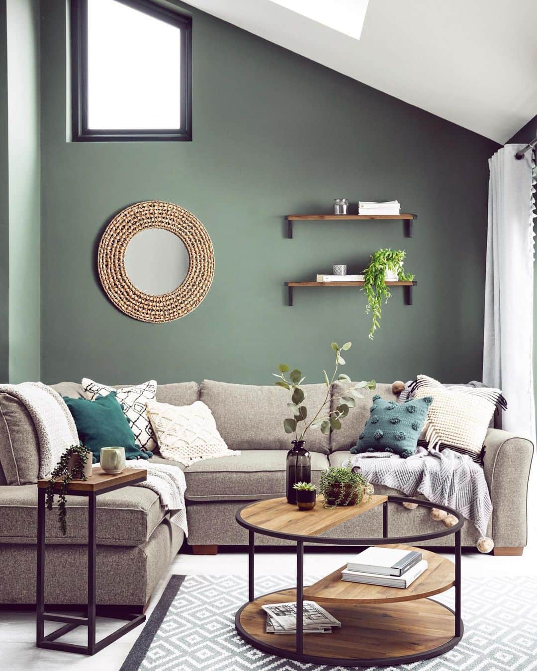 Nextさんのインスタグラム写真 - (NextInstagram)「Breaaaathe in...! If you want to create a calming space to relax in, GO GREEN! 🌿It symbolises nature and boosts tranquility! ...AAAAND breathe out... 🔍Michigan sofa, Mirror: 917775, Shelves: 308118, Coffee table: 604206. #homegoals #livingroom #lounge #sofa #homeware #homeinterior #interior #decor #homedecor #nexthome」8月1日 5時25分 - nextofficial