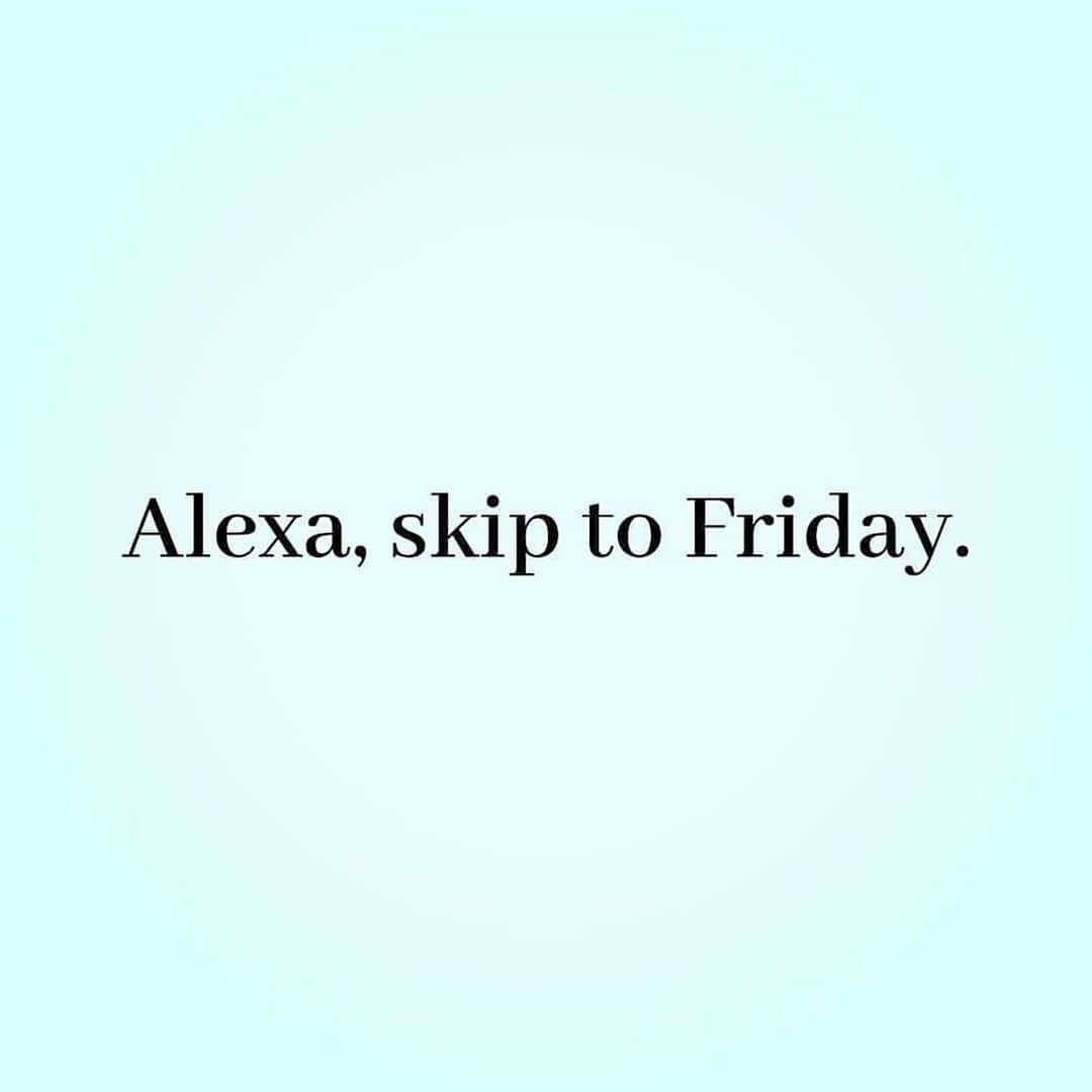 ブルーライフのインスタグラム：「hump day feels 🦋」