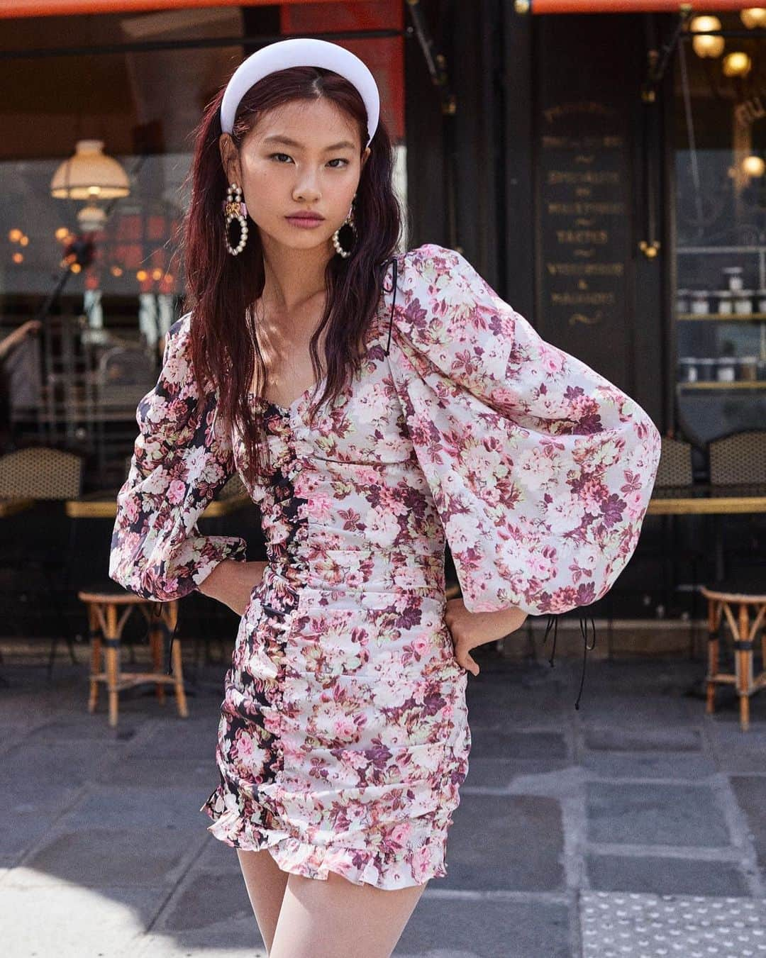 For Love & Lemonsさんのインスタグラム写真 - (For Love & LemonsInstagram)「Introducing the Houston Mini Dress. Featuring a dual floral print and gorgeous 80s-inspired billowy sleeves. She's a keeper. #prefall19」8月1日 6時01分 - forloveandlemons