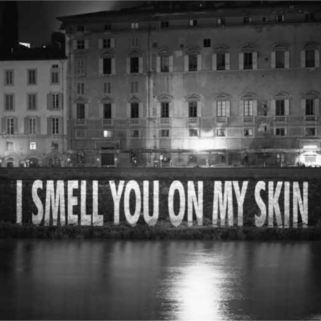 のインスタグラム：「I Smell You On My Skin, 1996, #JennyHolzer #art #madebywomen #everywomanwednesday」