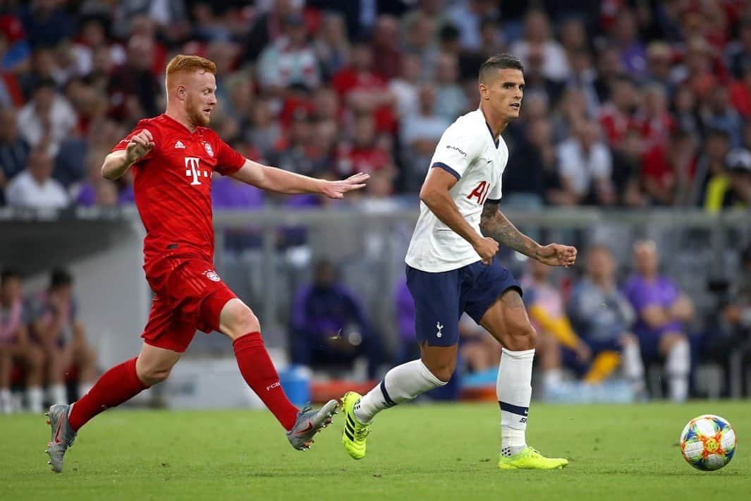 エリク・ラメラさんのインスタグラム写真 - (エリク・ラメラInstagram)「Great feeling for the team before the start of the season 💪👏 Buenas sensaciones para el equipo antes del comienzo de la temporada 💪👏 #coys #audicup2019 #ms17captain?😮🤣」8月1日 6時42分 - eriklamela