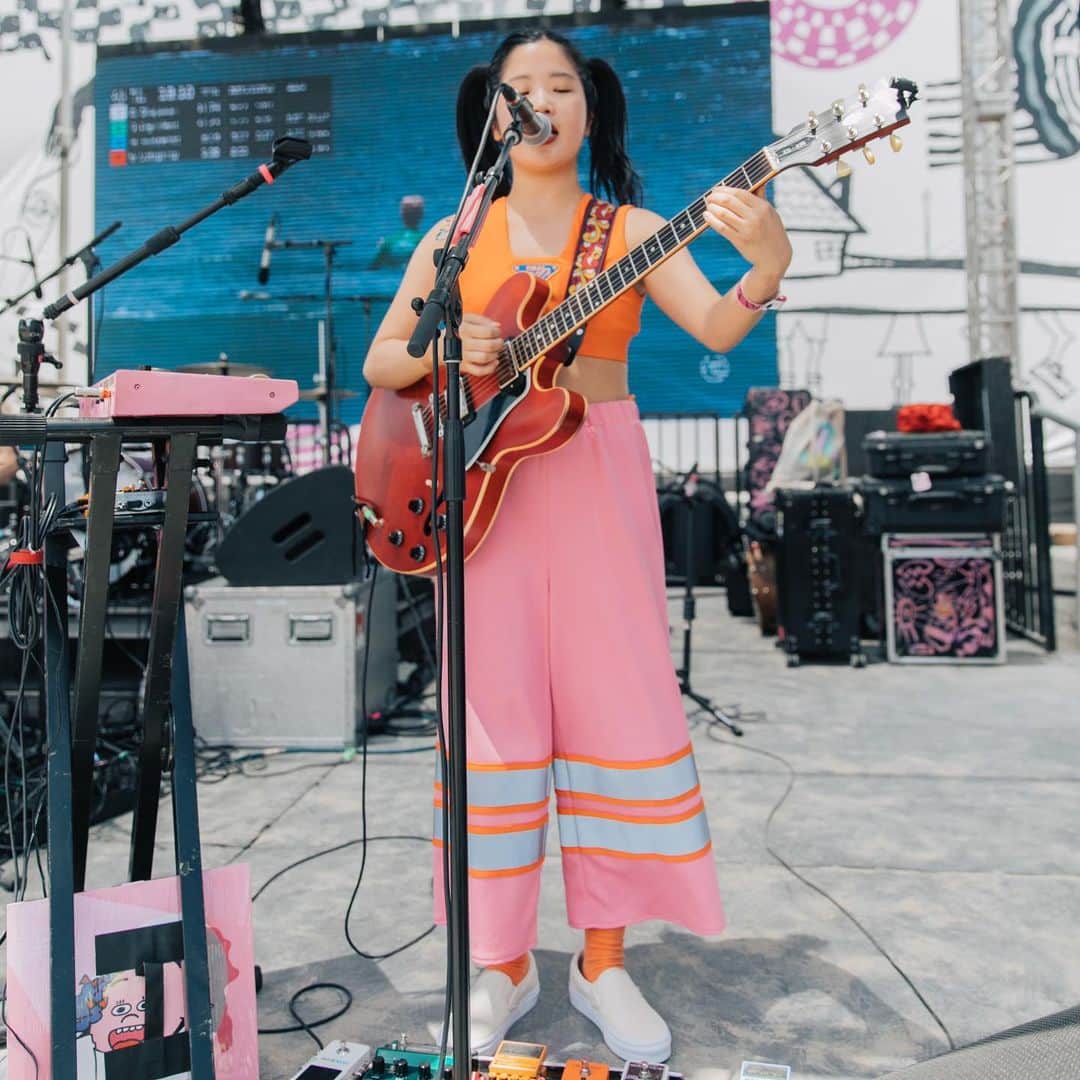 vansさんのインスタグラム写真 - (vansInstagram)「There’s a ton to do down here on the beach at the #VANSUSOPEN, and if you don’t live nearby you can check it all out online at the link in our bio. 📷: @CelinaKenyon」8月1日 7時08分 - vans