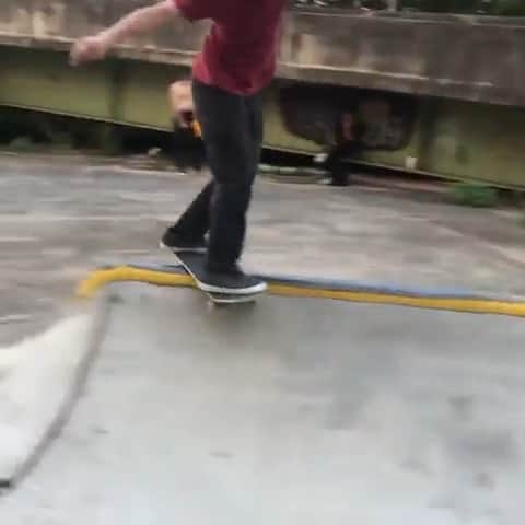 オルタモントのインスタグラム：「@jasonsalillas w/ a buttery back lip ✨ // 📹: @burnerphon3 // #CFADC」