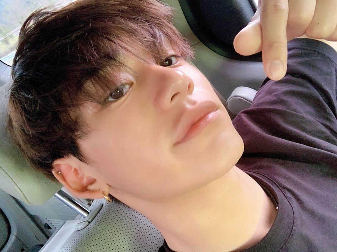 Way Vさんのインスタグラム写真 - (Way VInstagram)「‪[LUCAS Weibo Repost]‬ ⠀ 🙏🏼❤️🥰 ⠀ #WayV #WeiShenV #威神V #LUCAS #黄旭熙」8月1日 14時14分 - wayvofficial