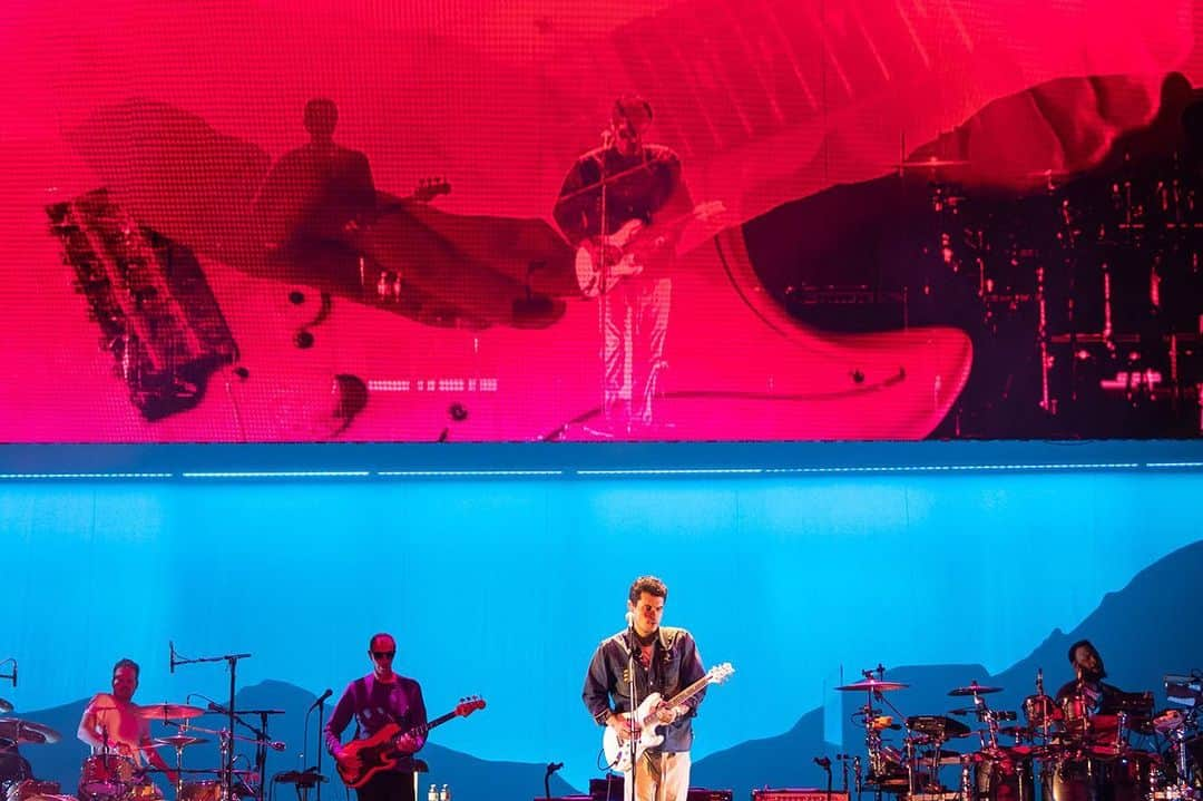 ジョン・メイヤーさんのインスタグラム写真 - (ジョン・メイヤーInstagram)「Toronto night two: the sequel. We always play great shows here. This city brings it out in us. (📷: Katie Friesema)」8月1日 14時16分 - johnmayer