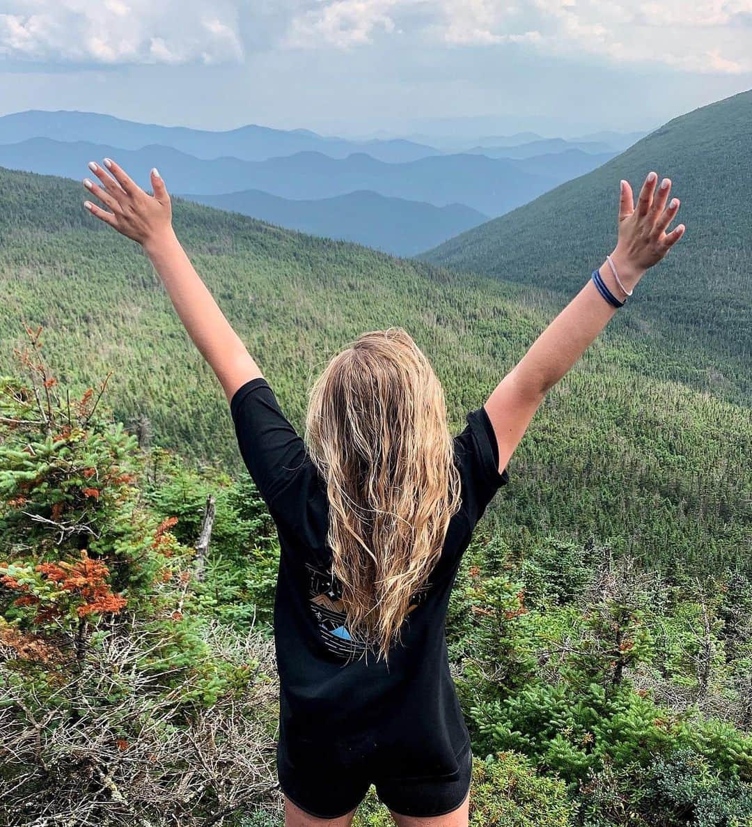 レイチェル・パーソンズのインスタグラム：「Onwards and upwards☀️」