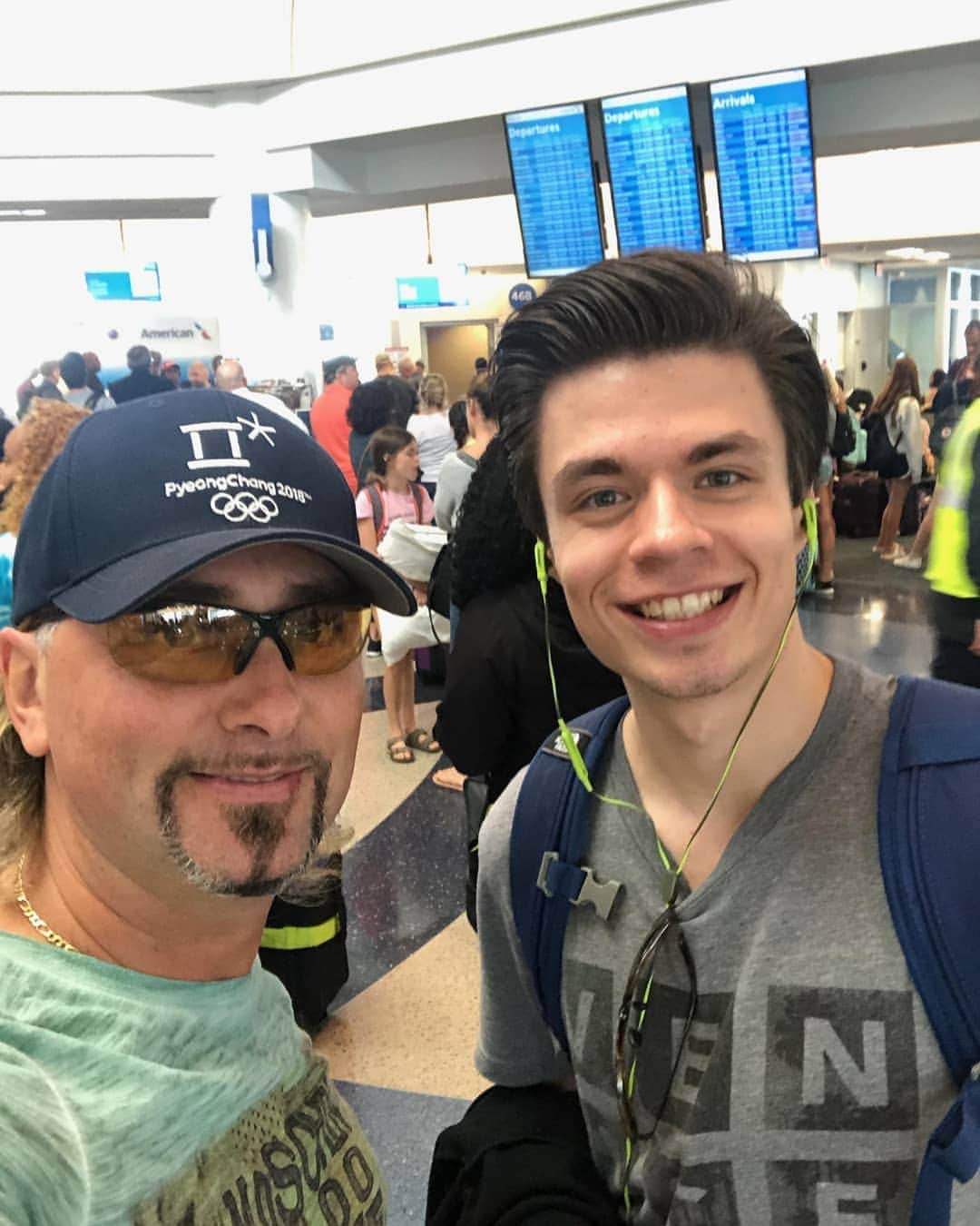 ヤロスラフ・パニオットさんのインスタグラム写真 - (ヤロスラフ・パニオットInstagram)「#travel #to #philadelphia #figureskating #lax #competition」8月1日 8時59分 - yaro_paniot