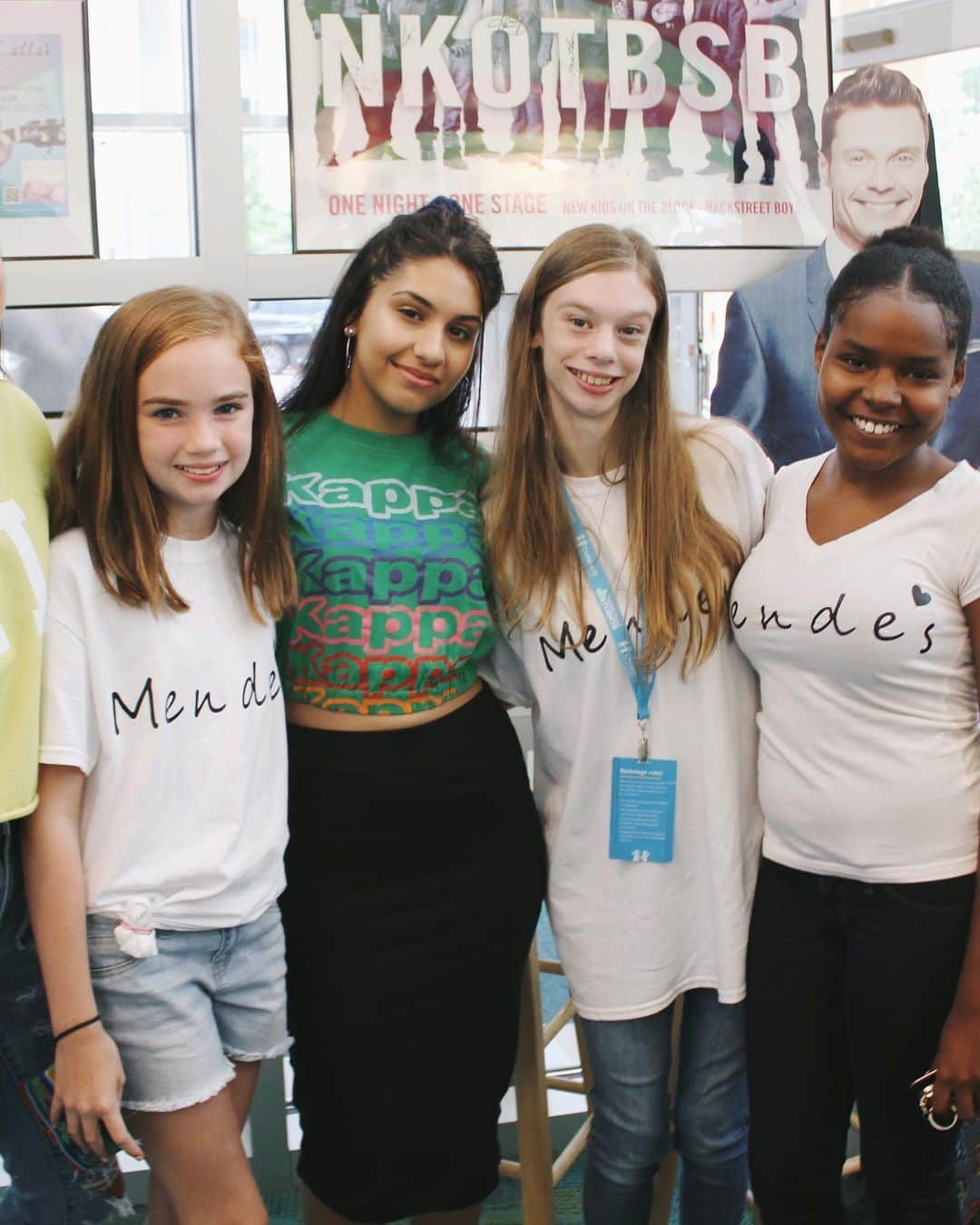 ライアン・シークレストさんのインスタグラム写真 - (ライアン・シークレストInstagram)「Such an incredible day at @ChildrensATL with back-to-back visits from @ShawnMendes and @AlessiasMusic! The kids will be wearing those smiles for a very long time. Thank you both for making this happen :)」8月1日 9時21分 - ryanseacrest