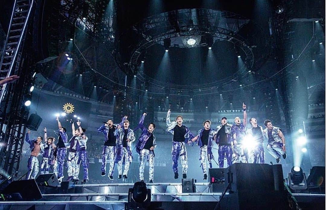 AKIRAさんのインスタグラム写真 - (AKIRAInstagram)「EXILE LIVE TOUR 2018-2019 STAR OF WISH  LIVE DVD&Blu-ray  Now on sale🔥  #EXILE #STAROFWISH」8月1日 11時41分 - exileakira_official