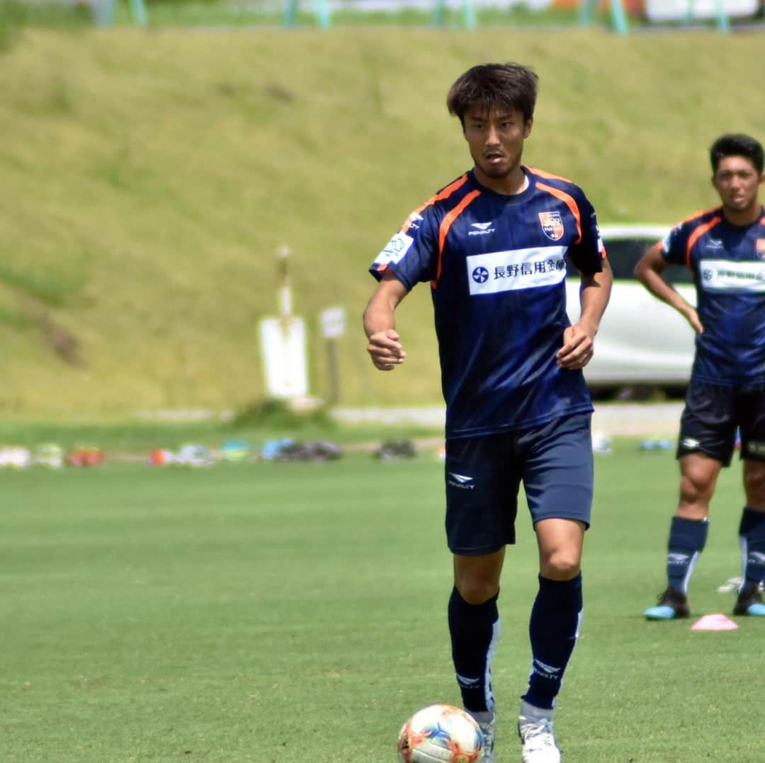 AC長野パルセイロさんのインスタグラム写真 - (AC長野パルセイロInstagram)「. 8.1 #training ☀️ . 全ては、勝つために。 . #浦上仁騎 #明神智和 #阿部伸行 #國領一平 #津田知宏 #立川小太郎 #吉村弦 #松原優吉 #内野貴志 #大島嵩弘 #acnp #ac長野パルセイロ #長野 #パルセイロ #jリーグ」8月1日 11時51分 - acnaganoparceiro.official