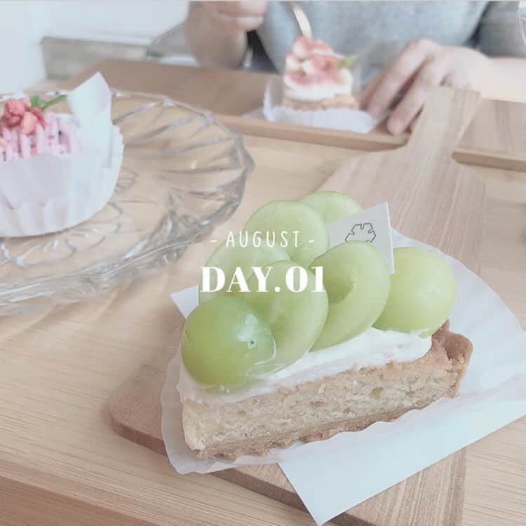 のインスタグラム：「#カフェ巡り﻿ ﻿ ☕️ #nojirikeiku (福井)﻿ ﻿ マスカットのタルト❤︎﻿ ﻿ ﻿ #snowcam #snowアプリ #instagood #l4l #instalove #フィルター #カフェ好きな人と繋がりたい #映えスポット #映えスイーツ #インスタ加工 #映え #お洒落さんと繋がりたい #福井カフェ #ケーキ #タルト #今日の記録 #todaymood #野尻ケイク」