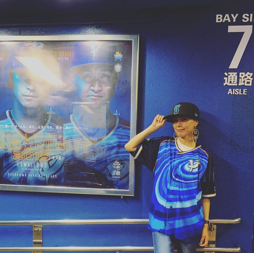 のインスタグラム：「STAR☆NIGHT2019 浜スタに行って来ました✨ 試合は残念でしたが 明日も全力応援だ😆😆 #横浜ベイスターズ  #横浜スタジアム」