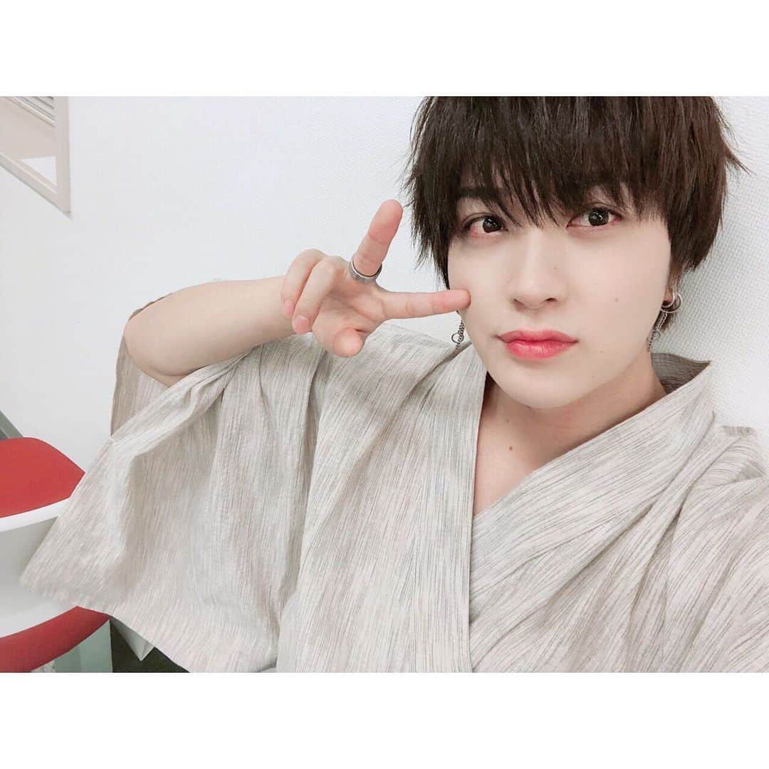 HIROTOさんのインスタグラム写真 - (HIROTOInstagram)「👘 #ivvy #hiroto #selca #photo #jpn #artist #me #l4l #팔로우 #셀카 #instagram #instagood #instasize」8月1日 21時54分 - hiroto0605