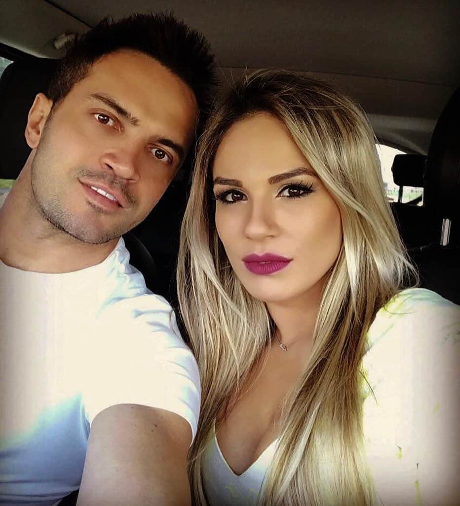 アレッサンドロ・ローザ・ヴィエイラのインスタグラム：「#TBT Com meu amor 💕 @lilifariav - és」