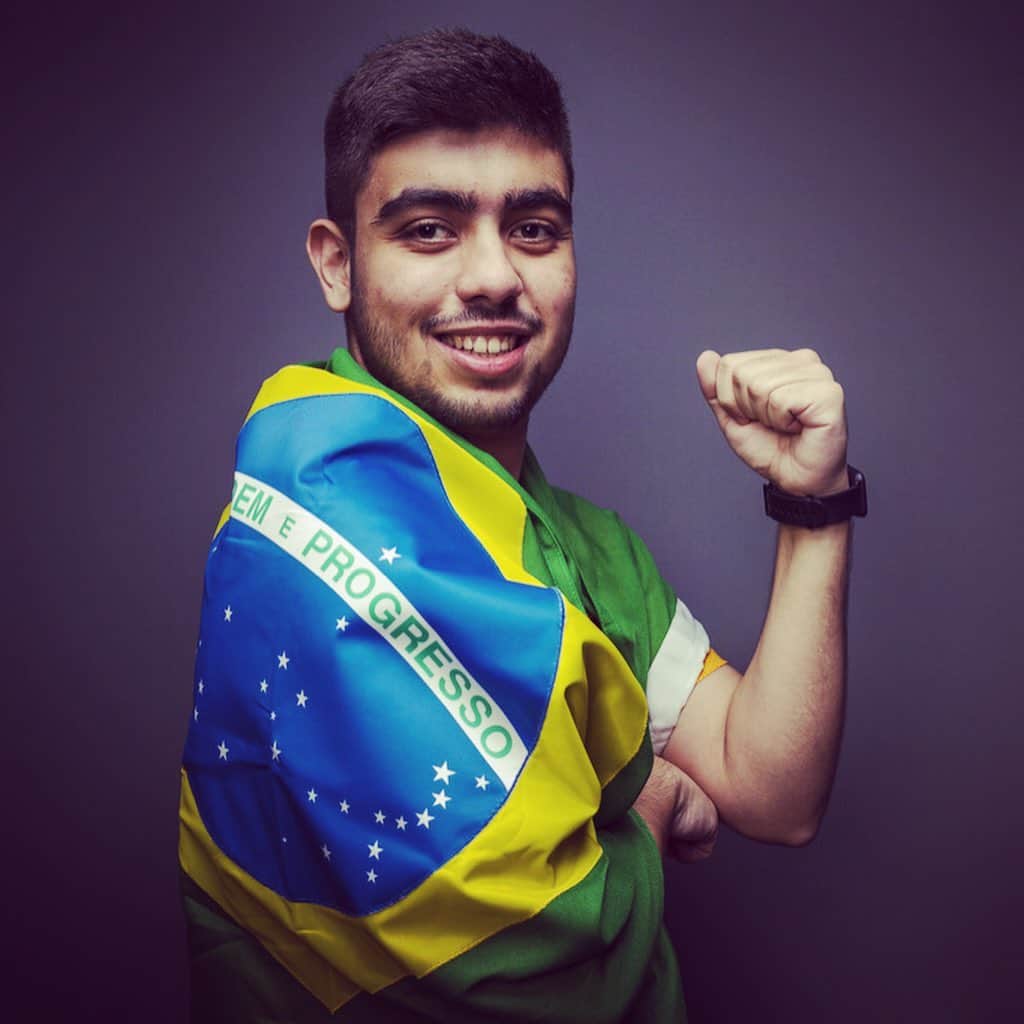 FIFAワールドカップさんのインスタグラム写真 - (FIFAワールドカップInstagram)「They’re representing one of the biggest football nations in the world 💪🇧🇷 Will you be watching the #FIFAeWorldCup in #Brasil?」8月1日 22時54分 - fifaworldcup