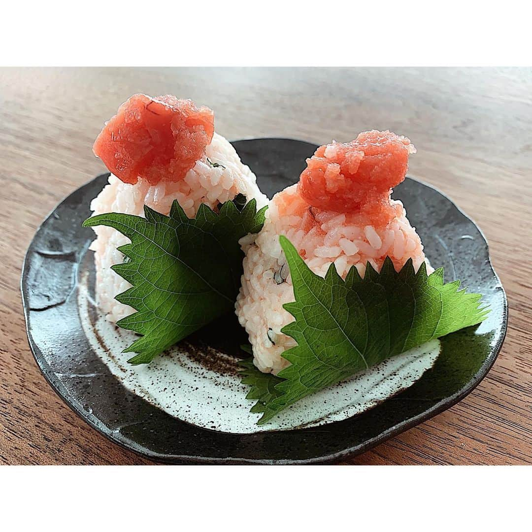 GENKINGの釜飯さんのインスタグラム写真 - (GENKINGの釜飯Instagram)「✔︎しそめんたいおにぎり🍙 #genkingkitchen」8月1日 15時14分 - genkingkitchen