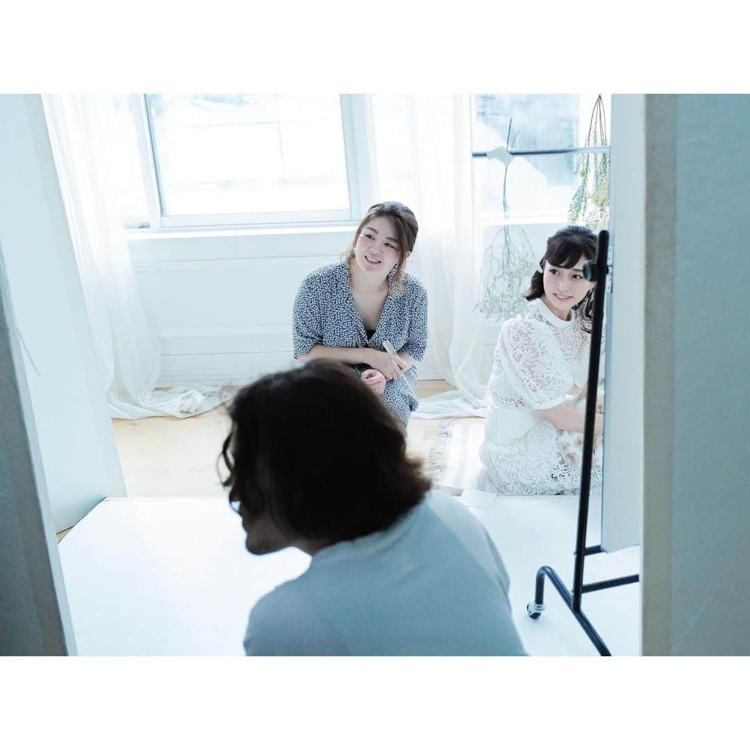 石井美保さんのインスタグラム写真 - (石井美保Instagram)「連日会っているような😆 大好きな @air_lovest_tomoka_ohno さんに 今日も素敵にヘアを仕上げていただきました。」8月1日 15時28分 - miho_ishii