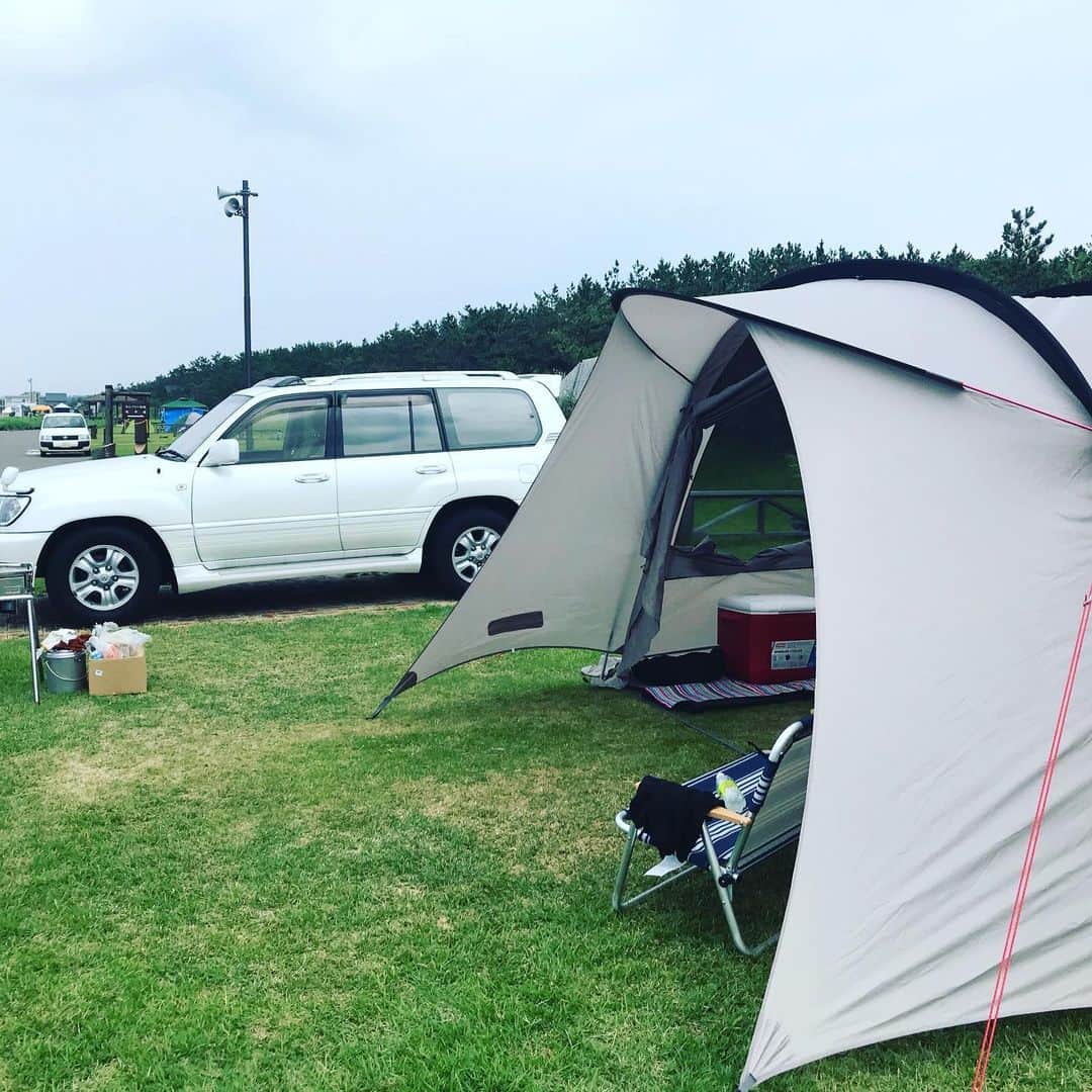 ミノルクリスさんのインスタグラム写真 - (ミノルクリスInstagram)「Camping ⛺️ Niigata Japan  #camping  #landcruiser  #landcruiser100  #ランドクルーザー #ランドクルーザー100 #私のコールマン」8月1日 15時48分 - djminoruchris
