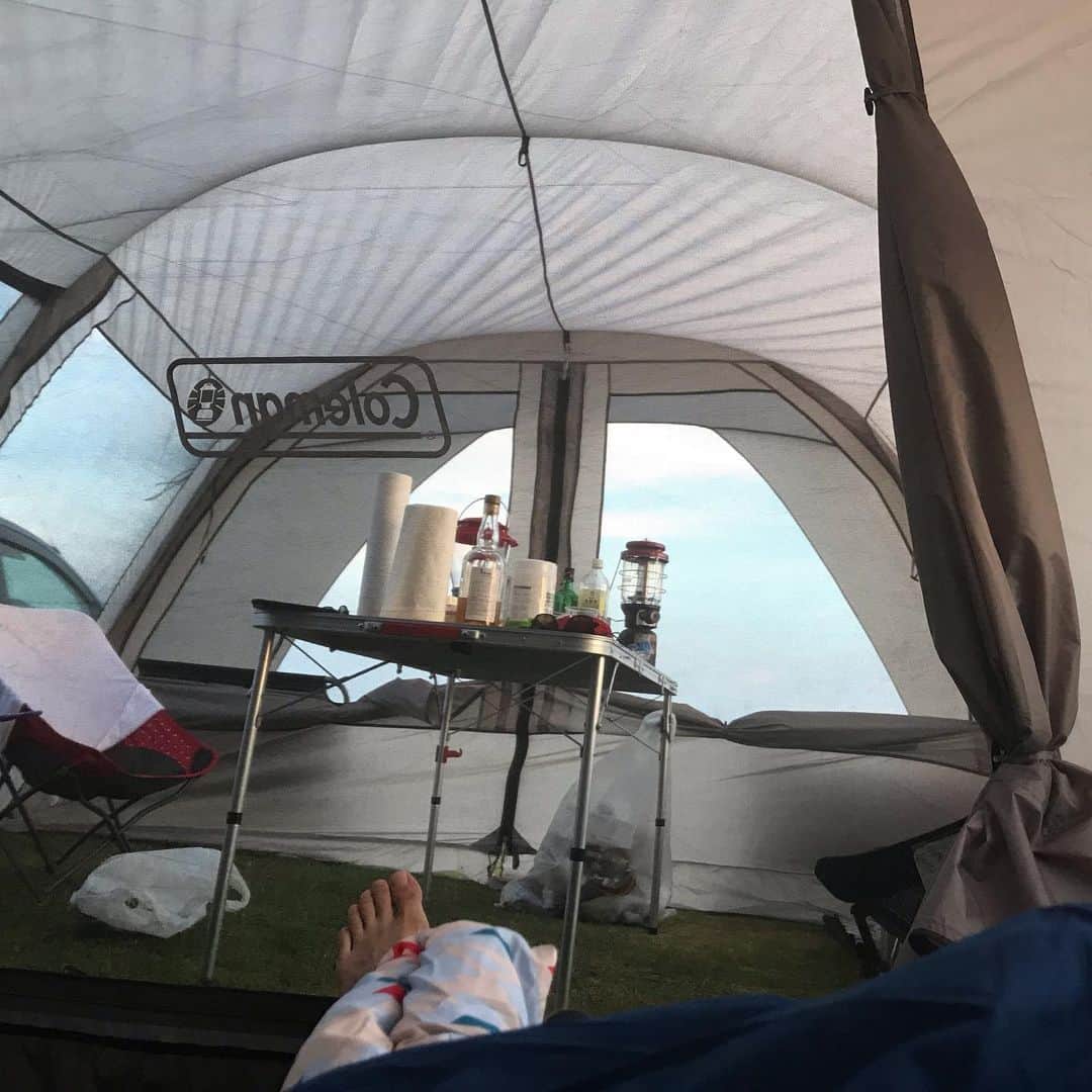 ミノルクリスさんのインスタグラム写真 - (ミノルクリスInstagram)「Camping キャンプ⛺️ 起床 日の出4:44 #私のコールマン」8月1日 15時49分 - djminoruchris