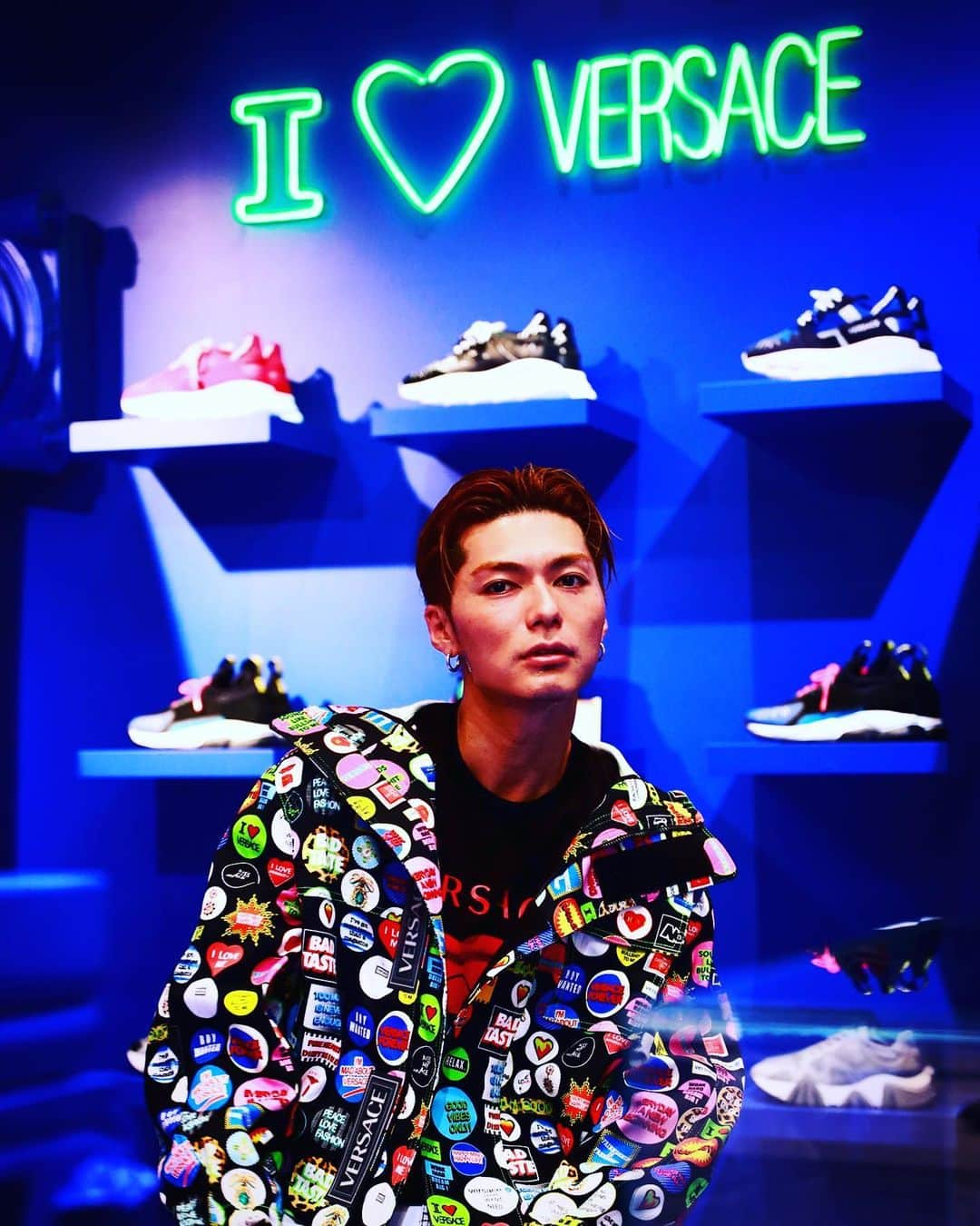 SHOKICHIさんのインスタグラム写真 - (SHOKICHIInstagram)「伊勢丹 POP UP @versace #ヴェルサーチェ」8月1日 15時57分 - exxxile_shokichi