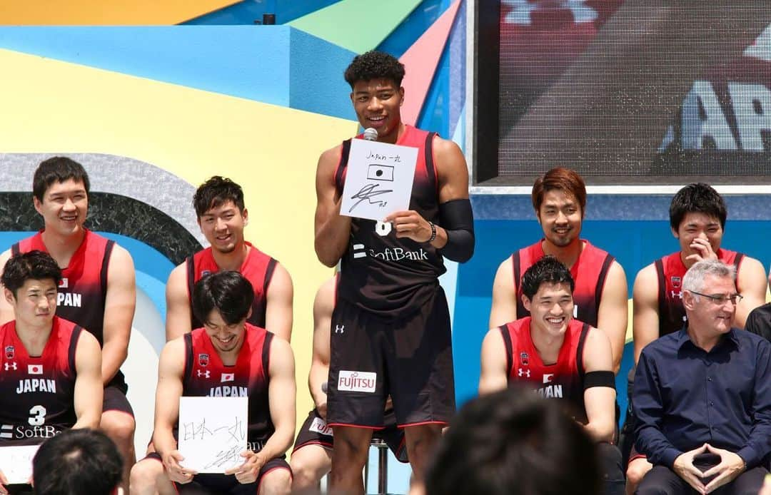 The Japan Timesさんのインスタグラム写真 - (The Japan TimesInstagram)「Japan’s “Big Three” — Rui Hachimura, Yuta Watanabe and Nick Fazekas — headline the provisional roster of the Japan men’s national team for the upcoming FIBA Basketball World Cup, the Japan Basketball Association officially announced on Tuesday. The 16-man squad was introduced at Fuji Television headquarters in Odaiba. Japan coach Julio Lamas has selected some new faces like point guard Seiya Ando, shooting guard Shuto Ando and University of Portland power forward Hugh Watanabe, who is known as Hugh Hogland in the United States. (Kaz Nagatsuka photos) . . . . . . #Japan #Tokyo #RuiHachimura #basketball #日本 #バスケットボール #バスケット #スポーツ #🏀」8月1日 16時07分 - thejapantimes