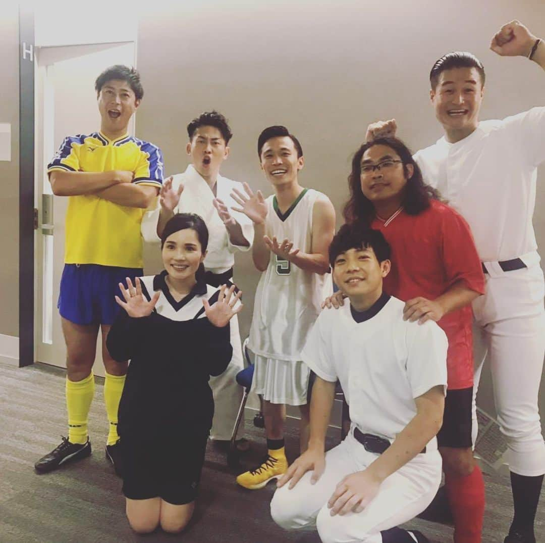 平野ノラさんのインスタグラム写真 - (平野ノラInstagram)「アメトーク観るっきゃないゾ！ 本日🏐⚾️⚽️ #スポーツ推薦芸人 #平野ノラ」8月1日 16時41分 - noranoranora1988