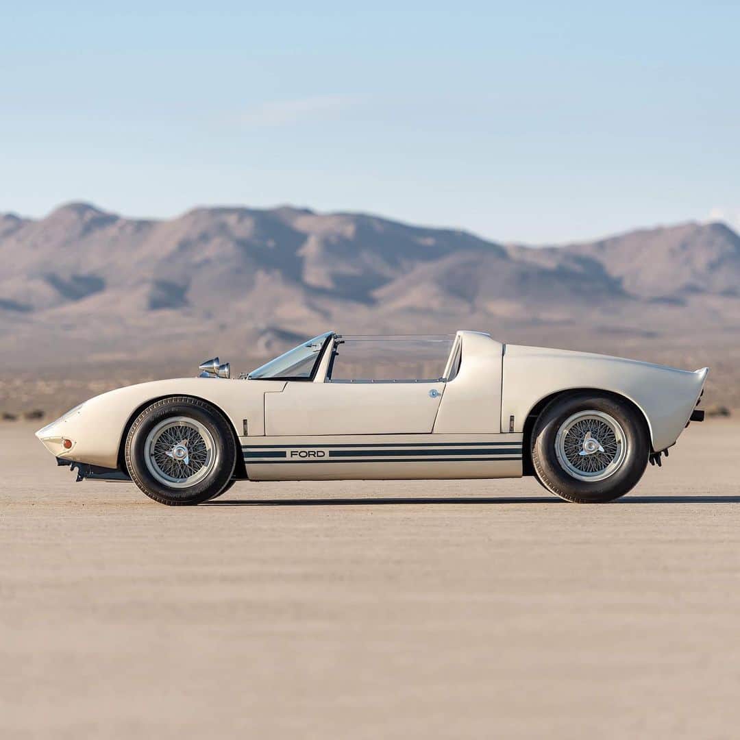 HYPEBEASTさんのインスタグラム写真 - (HYPEBEASTInstagram)「#hypeAF: The world’s only original 1965 @ford GT40 Roadster Prototype is up for sale. Never raced before, the car for auction is the only edition to have survived all these years with no modifications, retaining its original form. It’s estimated to go for up to $9 million USD. Photo: @rmsothebys」8月1日 16時51分 - hypebeast