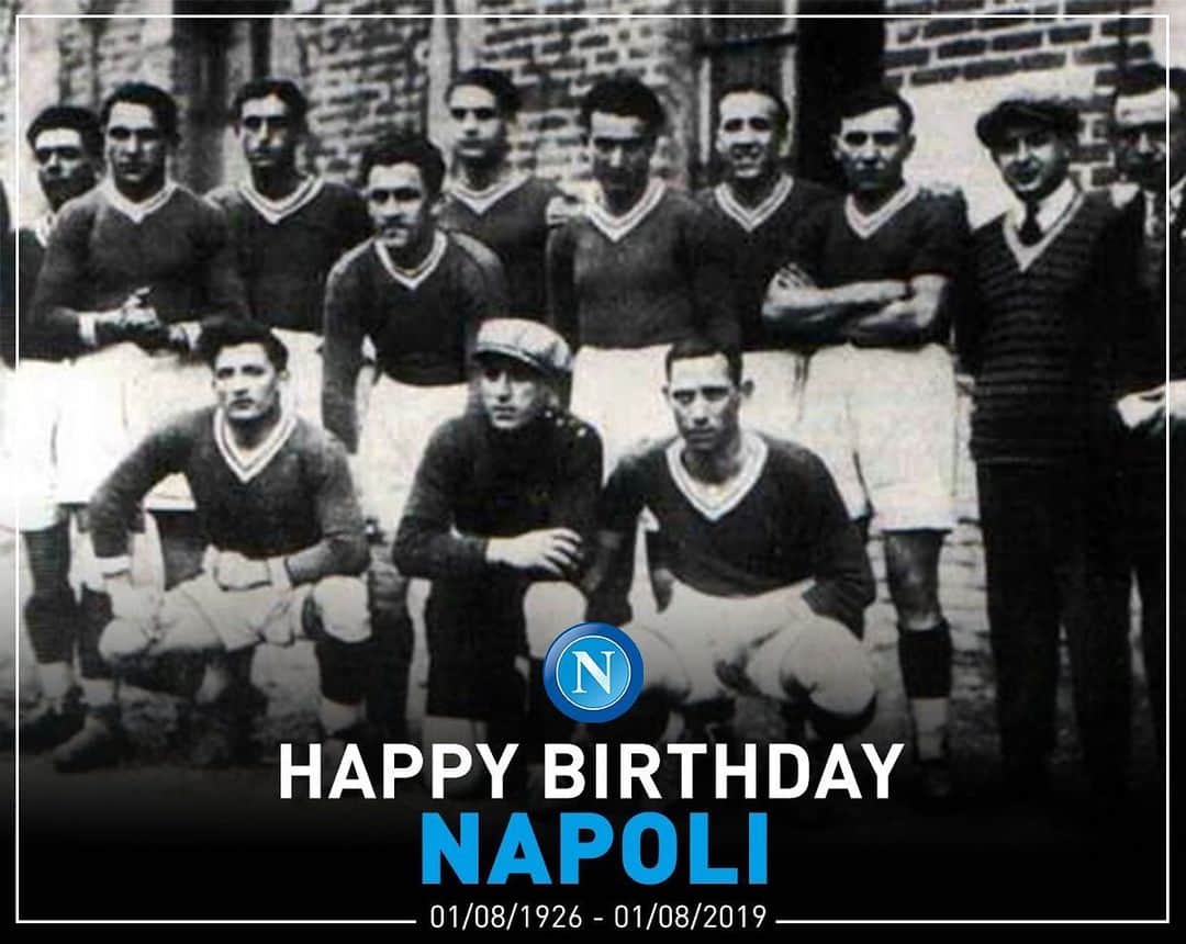 SSCナポリさんのインスタグラム写真 - (SSCナポリInstagram)「93 years of history, incredible players and unforgettable moments.  Happy birthday, Napoli! 💙#ForzaNapoliSempre」8月1日 16時57分 - officialsscnapoli
