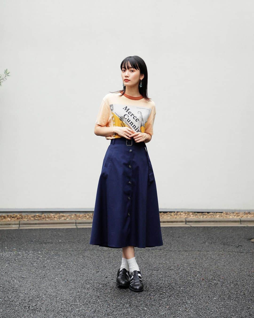 Droptokyoさんのインスタグラム写真 - (DroptokyoInstagram)「TOKYO STREET STYLE Name: @mari_ka95  Pants: @gap_jp  #ギャップカーキ#チノ#pr #streetstyle#droptokyo#tokyo#japan#streetscene#streetfashion#streetwear#streetculture#fashion#gap Photography: @cazumax」8月1日 18時19分 - drop_tokyo