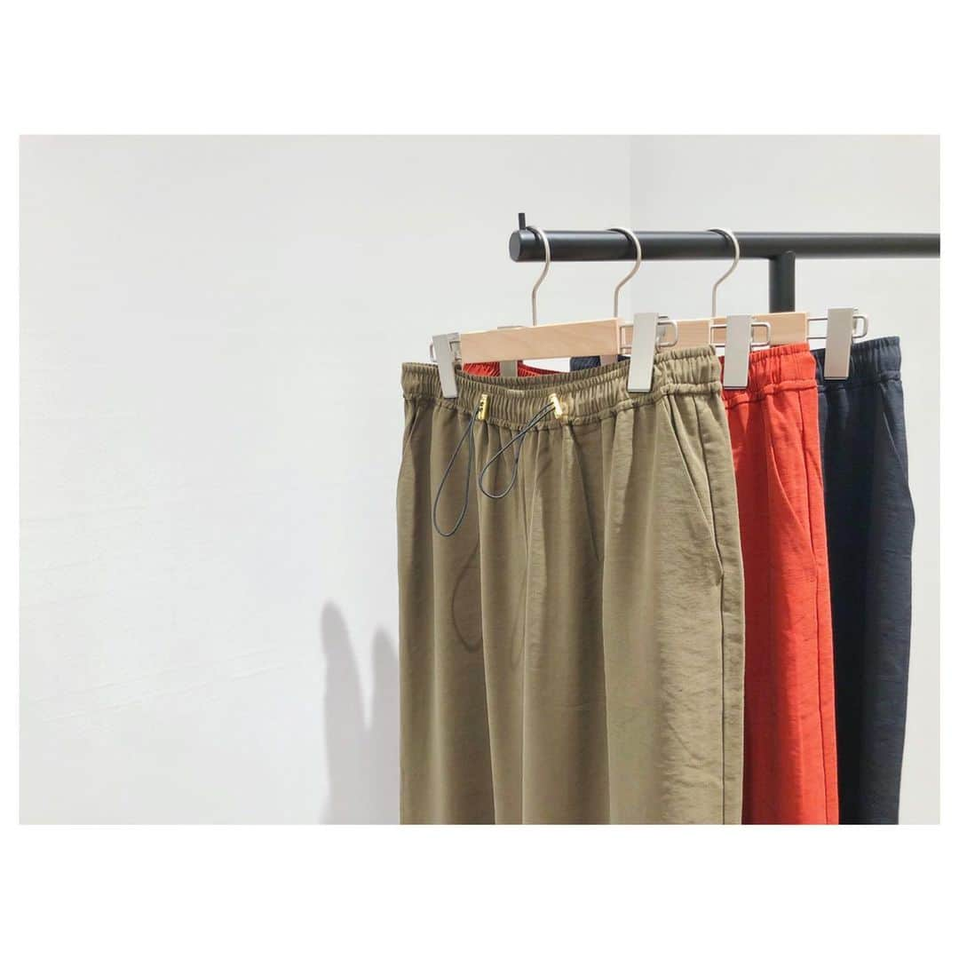 GALLARDAGALANTE OUTLETさんのインスタグラム写真 - (GALLARDAGALANTE OUTLETInstagram)「. . pants ¥7.900 +tax . . #2019aw #gallardagalante #gallardagalante_outlet #cordinate  #fashion #style #pants」8月1日 18時33分 - gallardagalante_outlet