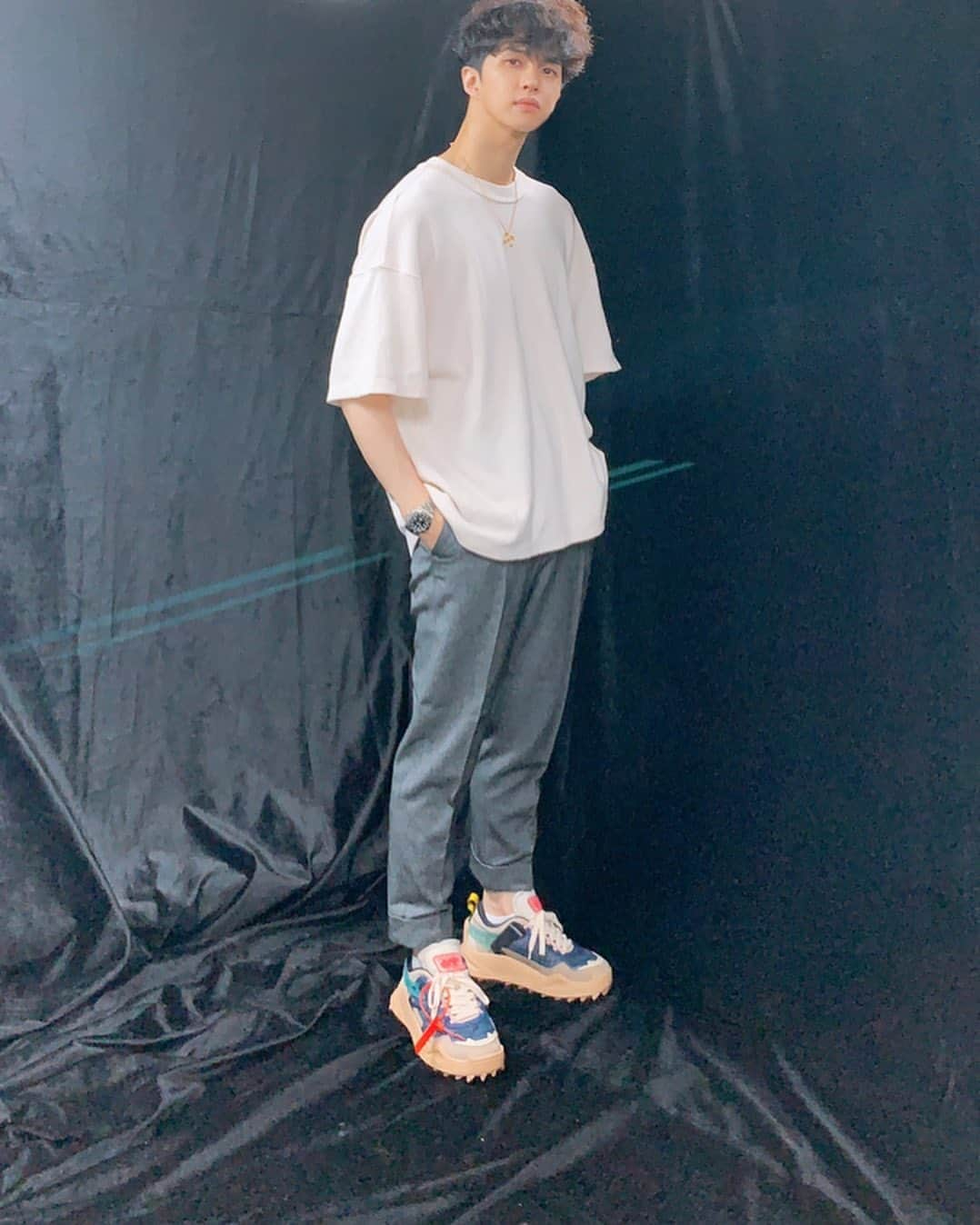 ケンさんのインスタグラム写真 - (ケンInstagram)「2019. 8. 1. Thu.  오늘은~~인터뷰 한날~~ 𓆉  #켄 #뵬뷫애기들 #뮤지컬 #광염소나타 #신스웨이브 #인터뷰한날 #뜨둔」8月1日 19時02分 - keken_0406