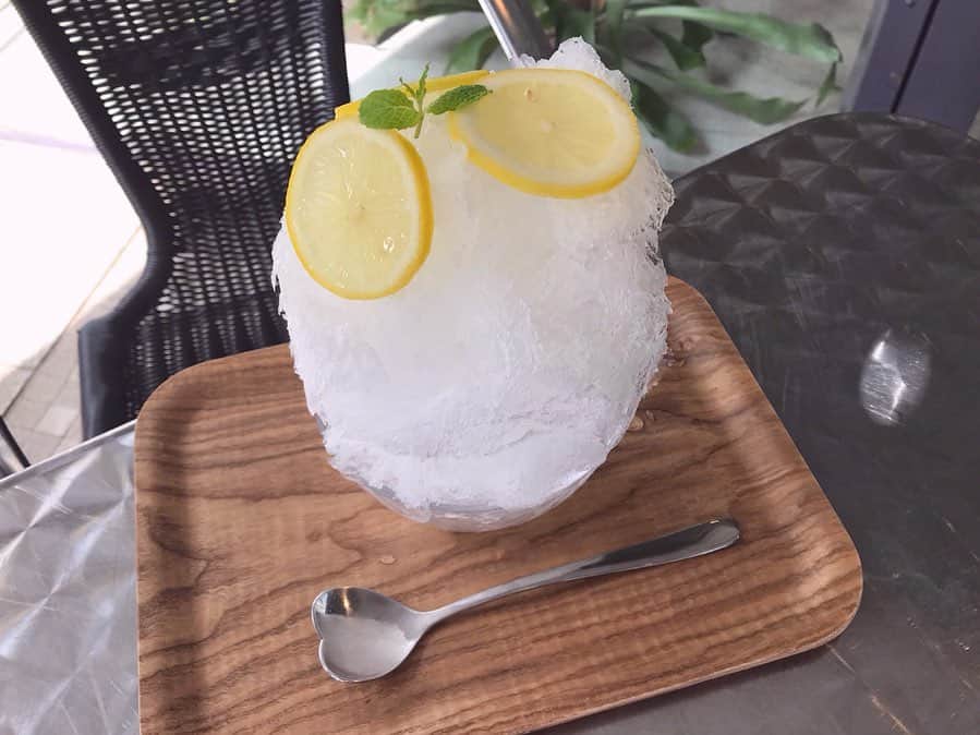 本島莉々果のグルメインスタ