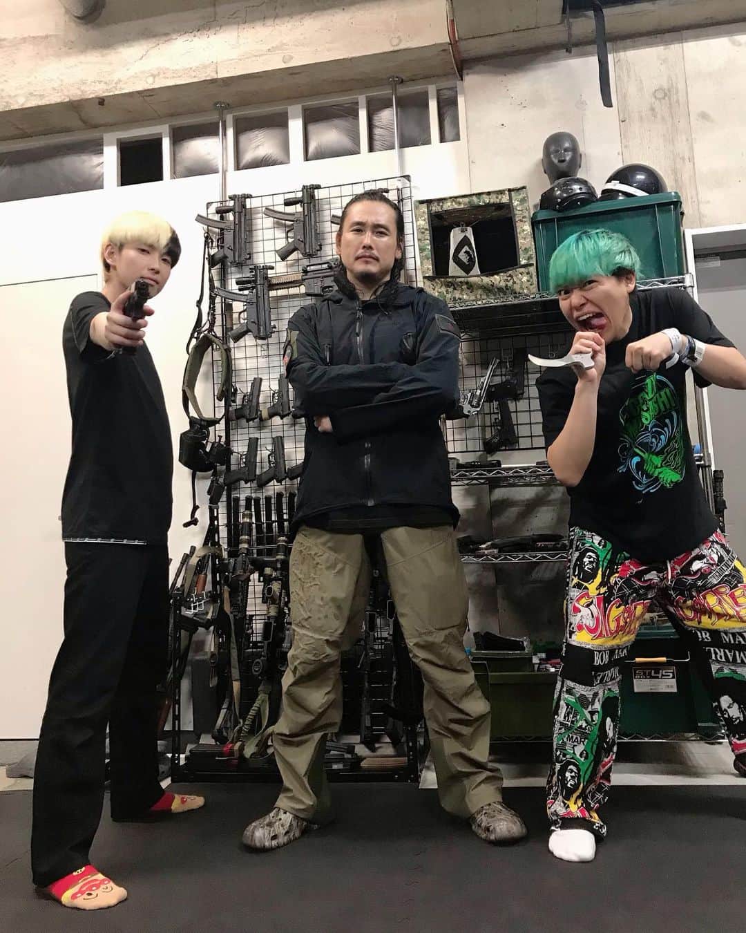 Hikaru（ヒカル）さんのインスタグラム写真 - (Hikaru（ヒカル）Instagram)「現代最後の忍者、坂口拓さんに格闘術ではなく暗殺術を教えてもらいました。 まじでえぐい技術でした。」8月1日 20時40分 - tadanokarisuma