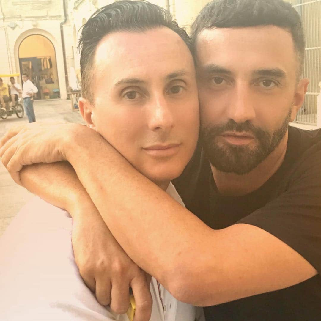 ルイージ&イアンゴさんのインスタグラム写真 - (ルイージ&イアンゴInstagram)「Happy Birthday to our amazing Ricky @riccardotisci17 ♥️ all the time spent together is always so precious and fun. Nobody is like you. Loooooove you Fratello nostro 🌟#lovefamilly #forever」8月1日 20時59分 - luigiandiango