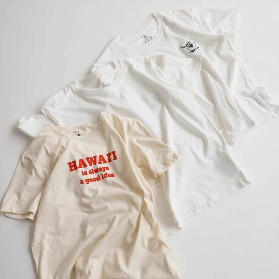 JOURNAL STANDARD relumeさんのインスタグラム写真 - (JOURNAL STANDARD relumeInstagram)「﻿ " at down ” Restock！﻿ ﻿ “タウンでも着られるリゾートウェア”をコンセプトに2016年にホノルルで立ち上がり、着心地のよいリネンやコットンなどナチュラルな素材に拘ったコレクションを展開しているブランド、at down。﻿ ﻿ "BAGG"とコラボレーションしたロゴ入りのショッパー、や人気のTシャツシリーズが再入荷いたしました🤙🏼❤︎﻿ ﻿ 前回買い逃してしまった方はこの機会にぜひご来店くださいませ＊﻿ ﻿ ﻿ 【at dawn 展開店舗】﻿ JOURNAL STANDARD relume 全店 ﻿ ﻿ ﻿ #atdawn﻿ #hawaii﻿ #baggu﻿ #pants﻿ #19ss﻿ #19fw﻿ #summer﻿ #autumn﻿ #relume﻿ #journalstandardrelume」8月1日 20時59分 - js_relume