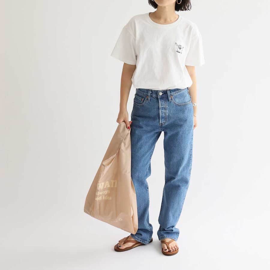 JOURNAL STANDARD relumeさんのインスタグラム写真 - (JOURNAL STANDARD relumeInstagram)「﻿ " at down ” Restock！﻿ ﻿ “タウンでも着られるリゾートウェア”をコンセプトに2016年にホノルルで立ち上がり、着心地のよいリネンやコットンなどナチュラルな素材に拘ったコレクションを展開しているブランド、at down。﻿ ﻿ "BAGG"とコラボレーションしたロゴ入りのショッパー、や人気のTシャツシリーズが再入荷いたしました🤙🏼❤︎﻿ ﻿ 前回買い逃してしまった方はこの機会にぜひご来店くださいませ＊﻿ ﻿ ﻿ 【at dawn 展開店舗】﻿ JOURNAL STANDARD relume 全店 ﻿ ﻿ ﻿ #atdawn﻿ #hawaii﻿ #baggu﻿ #pants﻿ #19ss﻿ #19fw﻿ #summer﻿ #autumn﻿ #relume﻿ #journalstandardrelume」8月1日 20時59分 - js_relume