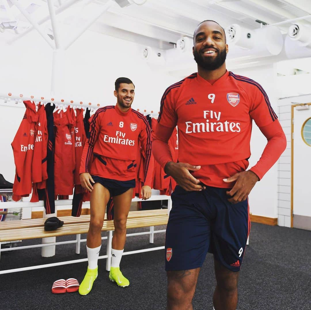 アーセナルFCさんのインスタグラム写真 - (アーセナルFCInstagram)「They ask us what we do, we say we play for the Gunners 😎  #Lacazette #Laca #Ceballos #HolaDani #afc #arsenal #COYG #Gunners」8月1日 21時01分 - arsenal