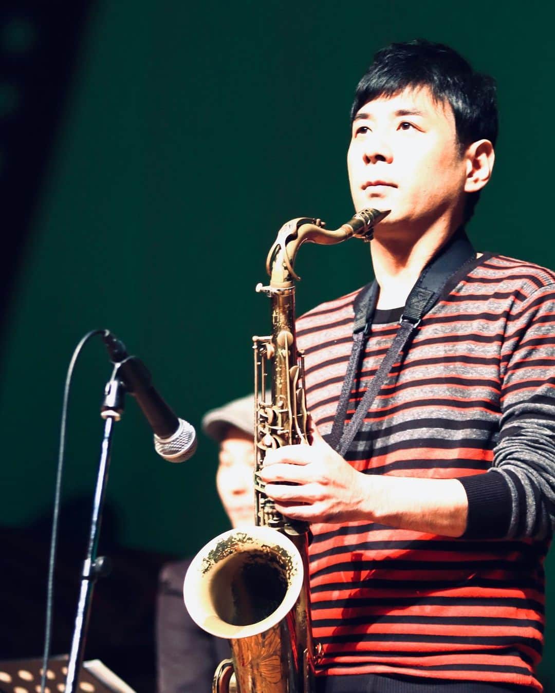 鈴木央紹のインスタグラム：「8月ライブスケジュールです！ 梅雨も明け、本格的に夏ですね。 今月の「Favourites」アルバム発売ツアーは名古屋スターアイズと大阪ミスターケリーズ！ ハモンドオルガンとのアンサンブル、ぜひ生音でお楽しみください！  8月3日 〔session〕 東京小岩 『Cochi』 鈴木央紹(t.sax) 松原慎之介(a.sax) 佐藤ハチ恭彦(ba) 原大力(dr) http://www.jazz-cochi.com/  8月4日 〔鈴木央紹×宮川純Duo〕 本厚木 『Cabin』 鈴木央紹(t.sax) 宮川純(org) 14:00/15:30 http://cabin.sgr.bz/  8月6日 〔大野雄二&ルパンティック6〕 六本木ミッドタウン 『BillboardLive』 大野雄二(pf) 松島啓之(tp) 鈴木央紹(t.sax&s.sax) 和泉聡志(g) 宮川純(org) ミッチー長岡(ba) 市原康(dr) http://www.billboard-live.com/pg/shop/show/index.php?mode=detail1&event=11554&shop=1  8月9日 〔duo 高田馬場 『Hot House』 鈴木央紹(t.sax) 田谷紘夢(pf) http://d.hatena.ne.jp/hothousegogo/  8月10日 〔鈴木央紹Chordless Trio〕 横浜馬車道 『上町63』 鈴木央紹(t.sax) 佐藤ハチ恭彦(ba) 原大力(dr) http://jmsu.web.fc2.com/63/  8月13日 〔GTQ〕 千葉県柏市 『Nardis』 鈴木央紹(t.sax) 荻原亮(g) 佐藤ハチ恭彦(ba) 原大力(dr) http://knardis.com/knardis.com/Welcome.html  8月16日 〔鈴木央紹GTQ〕 東京六本木 『Alfie』 鈴木央紹(t.sax) 荻原亮(g) 佐藤ハチ恭彦(ba) 原大力(dr) http://alfie.tokyo/  8月17日 〔鈴木央紹×ユキアリマサduo〕 神田小川町 『Lydian』 鈴木央紹(t.sax) ユキアリマサ(pf) http://jazzlydian.com/  8月18日 〔松本佳子ラブリージャズ〕 多摩センター 『特設ステージ』 松本佳子(vo&navi) 鈴木央紹(t.sax) 市川秀男(pf) ほか http://www.tamacenter-cm.com/summer/pdf/jazz_info.pdf  8月19日 〔大槻カルタ英宣マイクスターントリビュート〕 六本木 『Satin Doll』 大槻カルタ英宣(dr) 鈴木央紹(t.sax) 矢堀孝一(g) 岡田治郎(ba) https://www.satin-doll.jp/  8月20日 〔TrioSamadhi〕 東京三鷹 『 Una Mas』 鈴木央紹(t.sax) ユキアリマサ(pf) 原大力(dr) http://unamas.jp/  8月21日 名古屋覚王山 『Star☆Eyes』 鈴木央紹(t.sax&s.sax) 宮川純(org) 原大力(dr) 19:30/21:30 https://www.stareyes.jp/  8月22日 大阪梅田 『Mr Kelly’s』 鈴木央紹(t.sax&s.sax) 宮川純(org) 原大力(dr) http://www.misterkellys.co.jp/  8月24日 〔沖田敦子group〕 大阪梅田 『Mr Kelly’s』 沖田敦子(pf&vo) 鈴木央紹(t.sax) 時安吉宏(ba) 原大力(dr) http://www.misterkellys.co.jp/  8月26日 〔原朋直Group〕 御茶ノ水 『Naru』 原朋直(tp) 鈴木央紹(t.sax) 朝田拓馬(g) 宮川純(pf) 池尻洋史(ba) Dennis Frehse(dr) http://www.jazz-naru.com/  8月27日 高田馬場 『Hot House』 松島啓之(tp) 鈴木央紹(t.sax) 魚返明未(pf) http://d.hatena.ne.jp/hothousegogo/  8月28日 〔原朋直Group〕 千葉県柏市 『Nardis』 原朋直(tp) 鈴木央紹(t.sax) 朝田拓馬(g) 宮川純(pf) 池尻洋史(ba) Dennis Frehse(dr)  8月30日 〔session〕 東京小岩 『Cochi』 纐纈雅代(a.sax) 鈴木央紹(t.sax) 高橋陸(ba) 林ライガ(dr) http://www.jazz-cochi.com/」