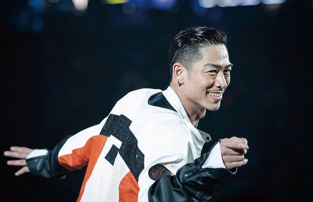のインスタグラム：「Awakening  #EXILE #StarOfWish」