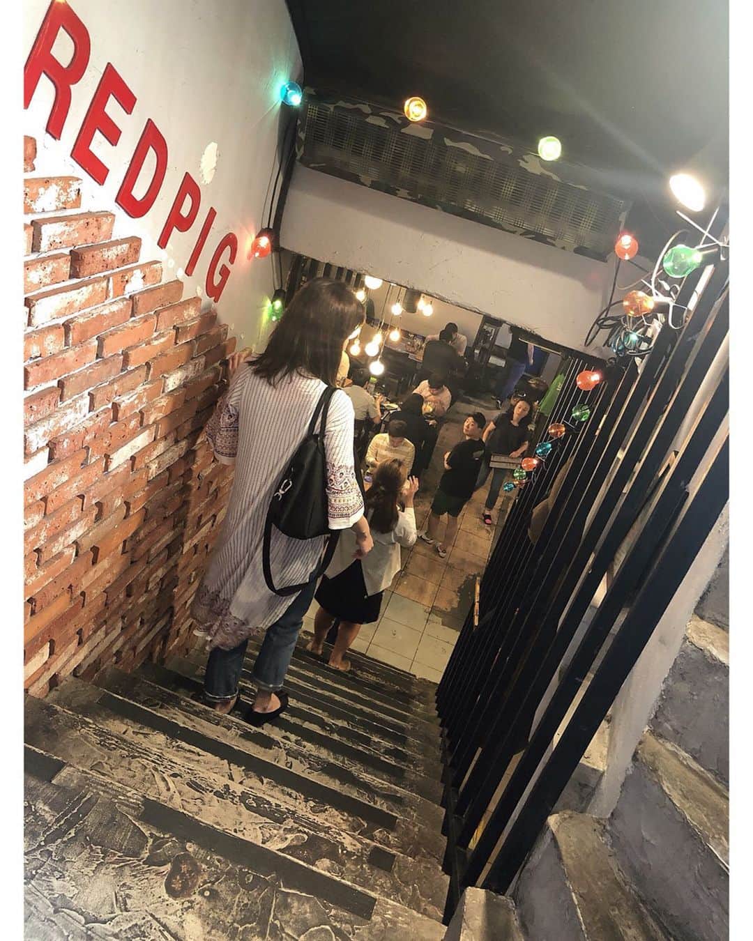 小濱庸子さんのインスタグラム写真 - (小濱庸子Instagram)「韓国旅行レポをこれからすこしずつあげていこうと思いますっ✨ まず、、、絶対行って欲しいって心から思ったのは、、、 Jung Won Soondubu🍚明洞にあるよっ🙆‍♀️ 平日11時くらいから行ったから並ばなかったけど、12時くらいからは地元の会社員たちで満席になってたよ🤔観光客というよりは現地の人がいくのかも✨ スンドゥブが、単純に美味しい❤️てのもあるのだけど、石焼きの器でご飯も出てきて、さらに、ビビンバのトッピングが出てくるから、スンドゥブを食べた後に米をビビンバのトッピングの器に移して食べると、、、ビビンバ丼まで楽しめてしまうの😭❤️え、神なの？笑 副菜で出てくらりトッポキもおいしかった✨もう今日にでも行きたい笑 韓国でスンドゥブ食べたい人にオススメ🙆‍♀️🙆‍♀️ #韓国旅行 #コリアンフード #スンドゥブ #美味しい #また行きたい #もう行きたい #明洞ごはん #韓国ごはん #旅 #旅行 #おいしい #jungwonsoondubu #travel #food #旅行好きな人と繋がりたい #韓国飯 #石焼ビビンバ 帰りに#ヨーグルト くれるよ❤️ ファッションとコスメもこれからアップしていくよ！お付き合いください🥰」8月1日 21時43分 - hamachan1020