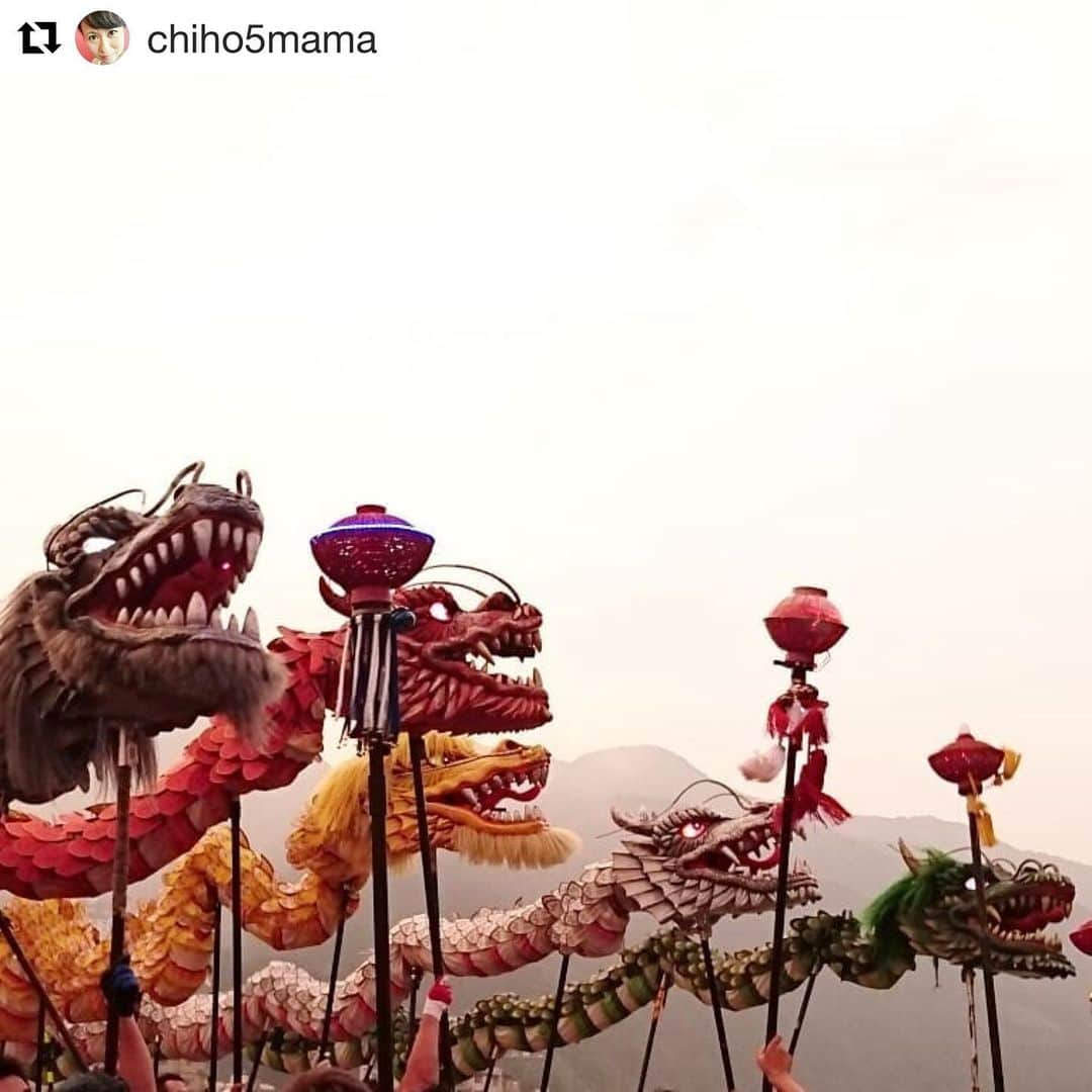 Gero City【下呂市公式アカウント】さんのインスタグラム写真 - (Gero City【下呂市公式アカウント】Instagram)「#Repost @chiho5mama with @get_repost ・・・ 下呂温泉まつり✨ #龍神火祭り #下呂温泉 #祭り # dragon #festival #5頭の龍 #gerostagram #下呂アンバサダー #5姉妹 #こども #子育て #暮らし」8月2日 7時35分 - gerostagram