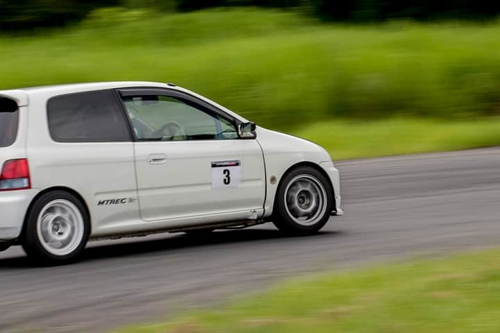 mistbahnさんのインスタグラム写真 - (mistbahnInstagram)「_ Honda JA4 TODAY Shakedown's track car _ Shot on 30-Jul 2017 "Let's BEAT" 2017 Rd.2 at MLS (Motor Land Suzuka) owner: shakedown photo: @mistbahn _ _ JP) 2017年7月30日、MLS(モーターランド鈴鹿)で開催された烈2017Rd2。 _ #hondatoday #ホンダトゥデイ #ja4 #ja4today #トゥデイ #ツデー #anikiengineering #アニキエンヂニアリング #e07a #mtrec #honda #letsbeat #烈ビート #mls #motorlandsuzuka #モータランド鈴鹿 #trackcar #trackday #trackspec #trackstance #timeattack #timeattackjapan #kcar #keicar #軽自動車 #ek9 #eg6 #ef9 #ja2 #hondasontrack」8月2日 7時55分 - mistbahn