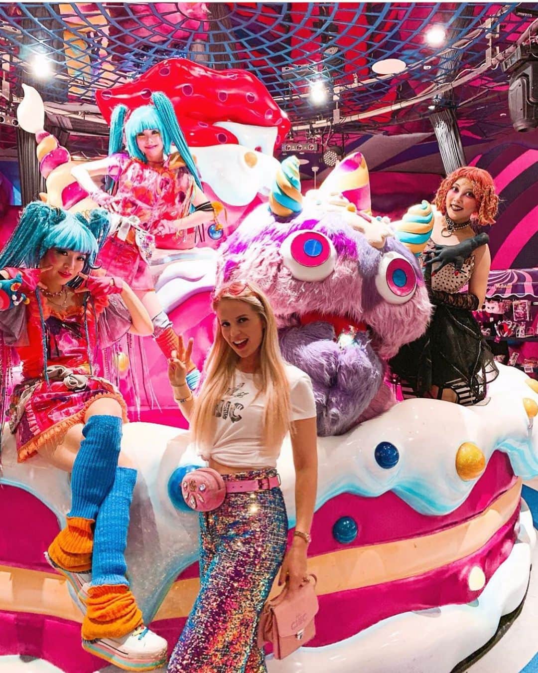 KAWAII MONSTER CAFEのグルメインスタ