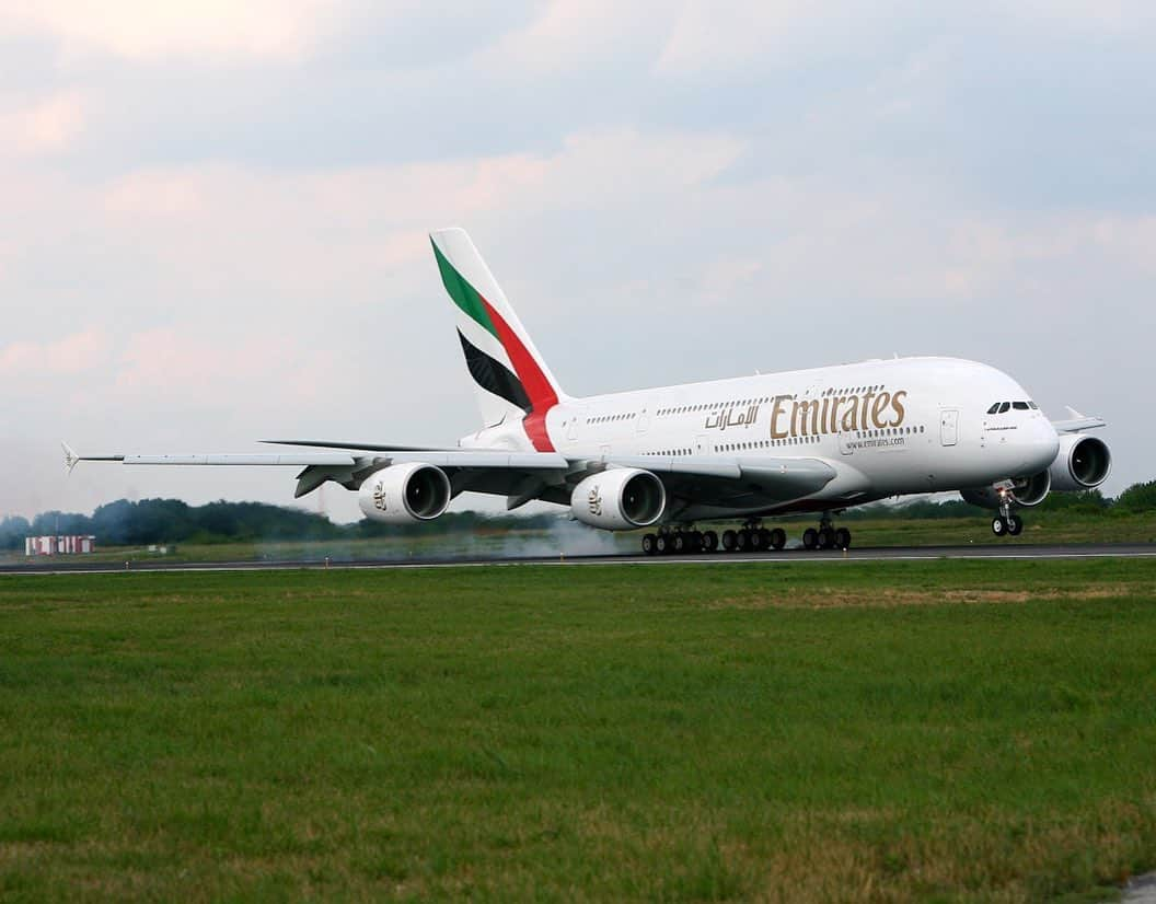 エミレーツ航空さんのインスタグラム写真 - (エミレーツ航空Instagram)「11 years ago, we welcomed the future of air travel with the launch of our first @Airbus A380. Click on our Instagram Story to relive special moments from our delivery event celebrations, arrival in Dubai and our inaugural A380 service to New York JFK.  #11yearsofA380 #EmiratesAirline #FlyEmiratesFlyBetter #TBT #ThrowbackThursday」8月2日 0時17分 - emirates