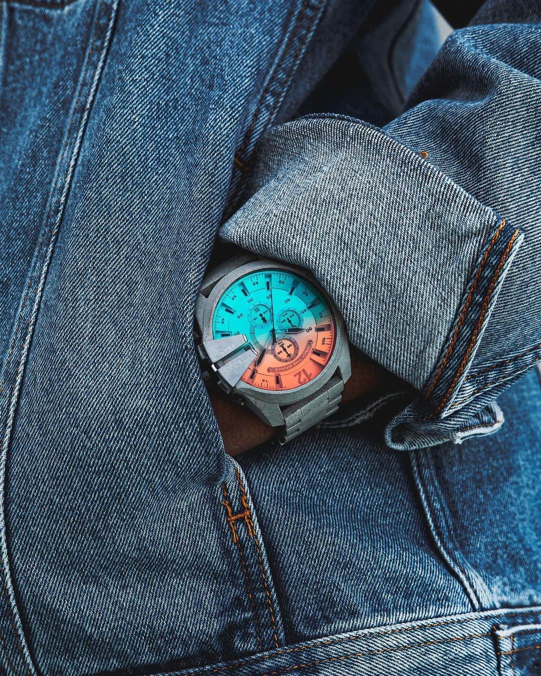 ディーゼルのインスタグラム：「Real concrete met a smooth glass lens with a colorful gradient and #MegaChiefConcrete was born. A limited edition watch for the braves living in a concrete jungle. #DieselWatches #MegaChief」