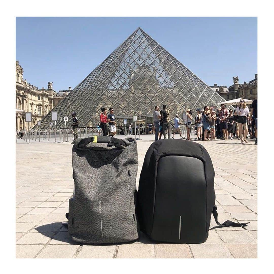 XD Designさんのインスタグラム写真 - (XD DesignInstagram)「Bonjour from Paris! @03earth with their Bobby Urban & Bobby Original ✨ ⠀⠀⠀⠀⠀⠀⠀⠀⠀ ⠀⠀⠀⠀⠀⠀⠀⠀⠀ ⠀⠀⠀⠀⠀⠀⠀⠀⠀ • • #xddesign #bobbybackpack #louvre #travelcouple #paris #xddesignbobby #bobbyurban #usbbag #antitheftbag #bobbyoriginal #antitheftbackpack #travelers #travellifestyle #travelgear #photooftheday #journey #globetrotter #modernnomad #gotyourback #travelmore #digitalnomad #doyoutravel #thetraveltag #adventuretraveler #passportlife #travelbuddy #instafrance #antivol #sacados #igparis」8月2日 1時59分 - xddesign