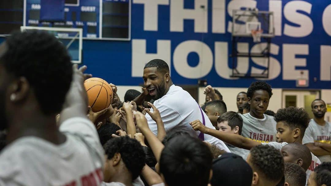 トリスタン・トンプソンさんのインスタグラム写真 - (トリスタン・トンプソンInstagram)「CAMP WAS AMAZING! I want to thank all of the future stars for coming out and being great sports. Can’t wait to see you guys next year!」8月2日 2時14分 - realtristan13